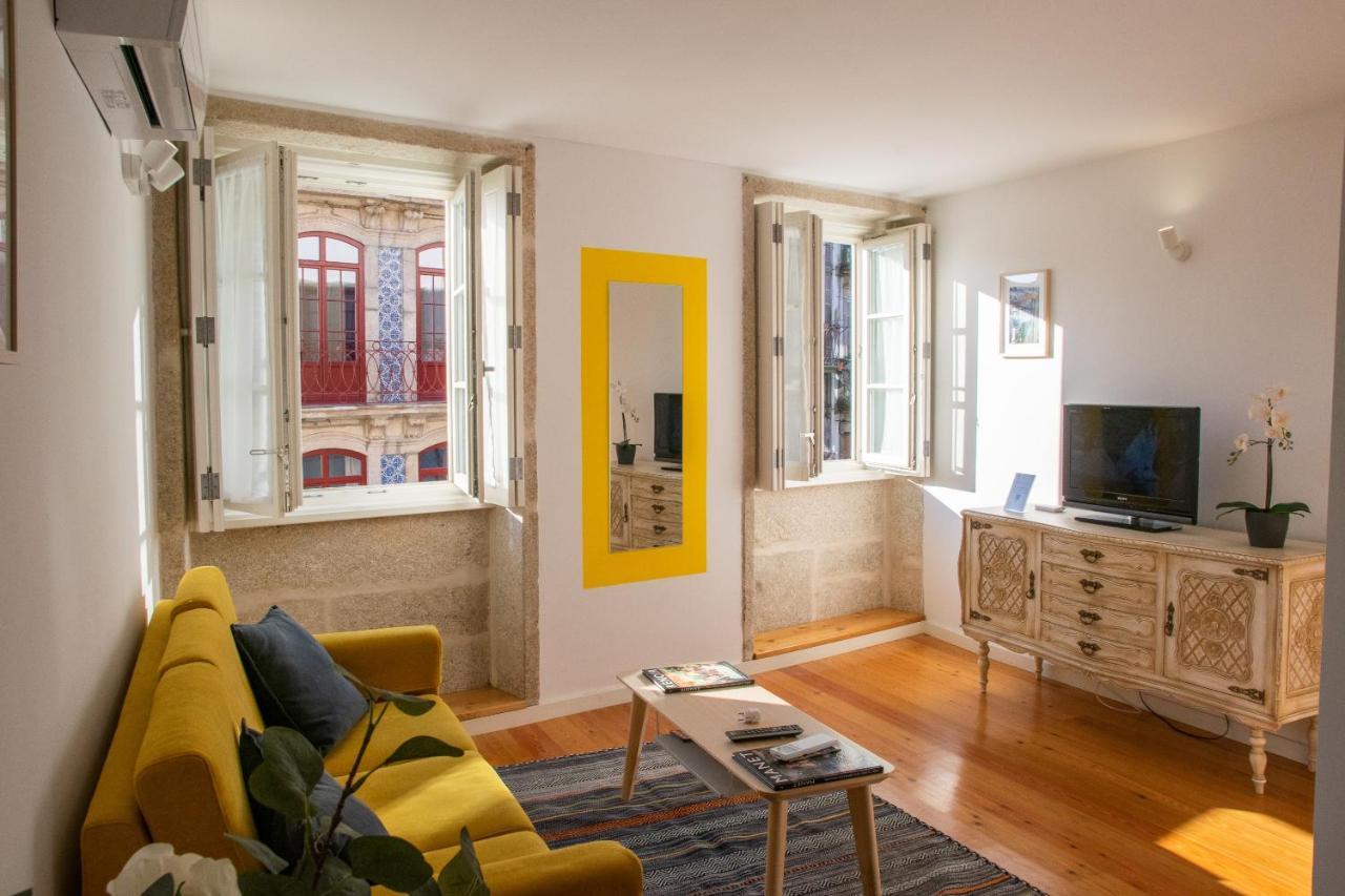 Apartamento Olival 54 *